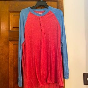 Lularoe Mark long sleeved tee